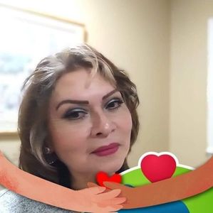 Meet your Posher, Carmela